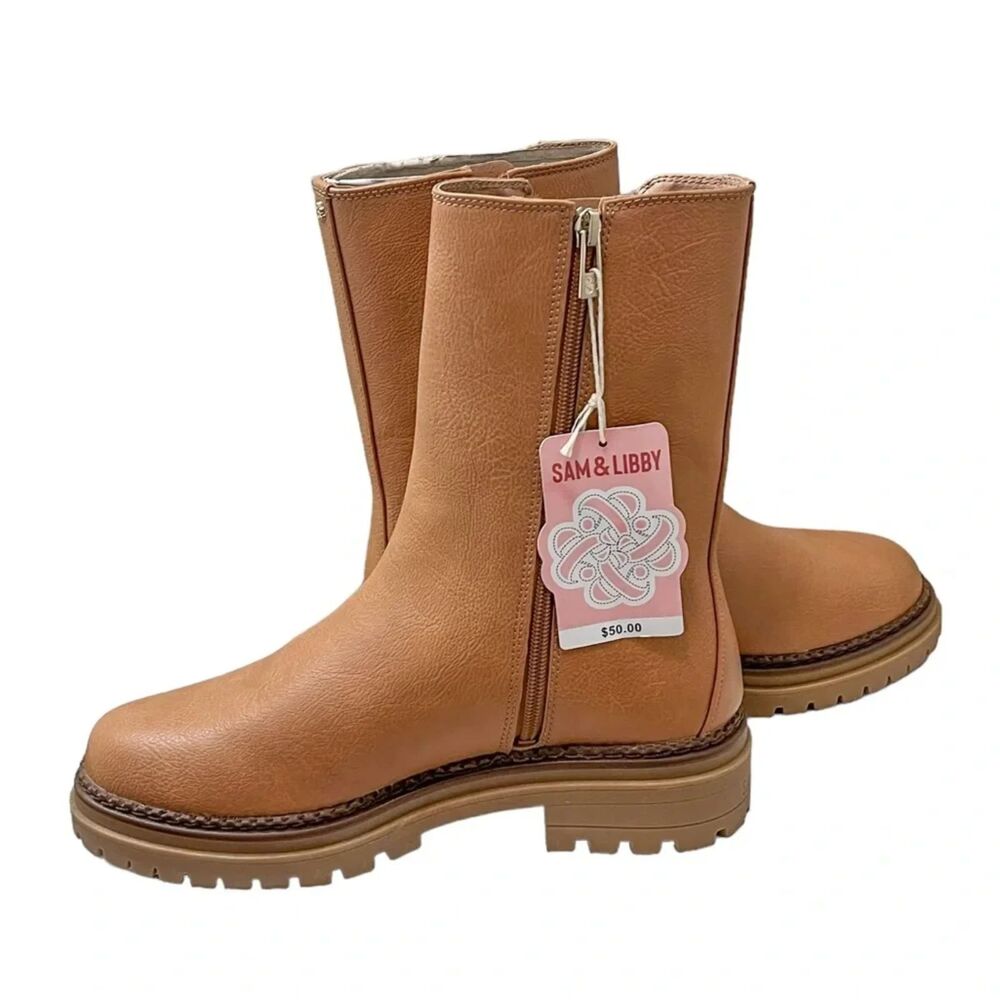 Women's Size: 7 1/2 Zip Up Boots . $50.00 Price Tag . Sam & Libby . New in Box